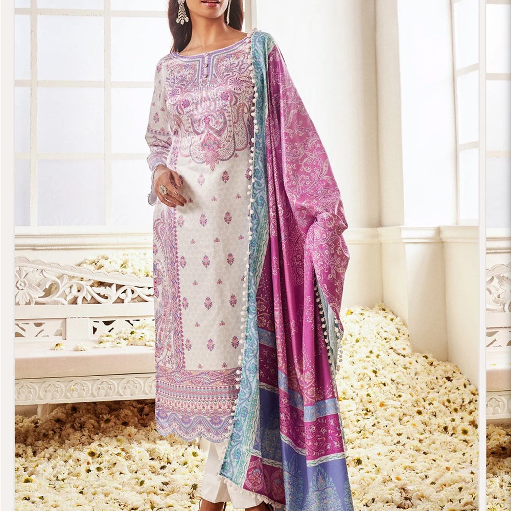 NWT Elegant White and Pink Embroidered salwaar with Dupatta